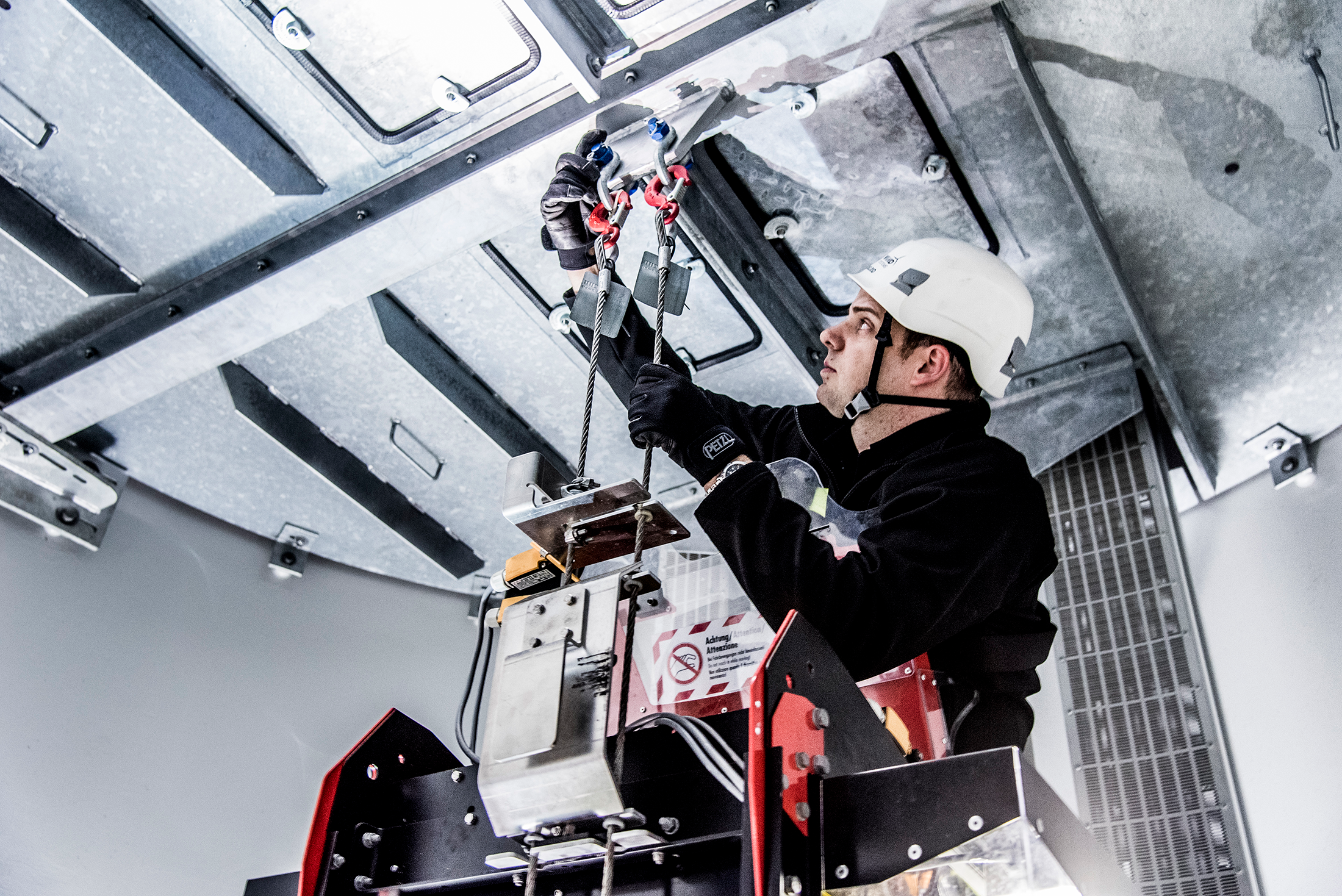 Arbeiten am Lift