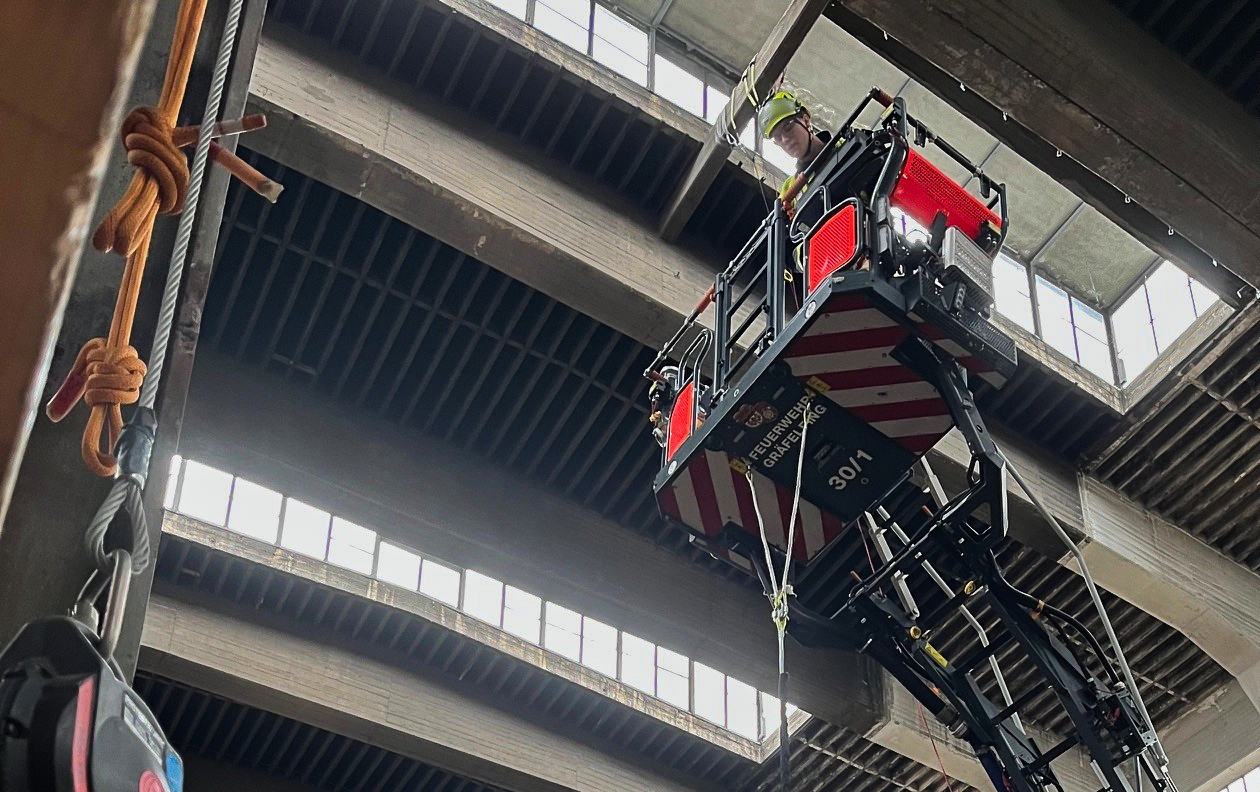 Hochwerk, Bornack, HWS, Hailo Wind Systems, Heli, Trainings-Center, Safety And Rescue Academy (S.A.R.A.), S.A.R.A. Training, Sicherheitstrainings, Trainings, Hubarbeitsbühne